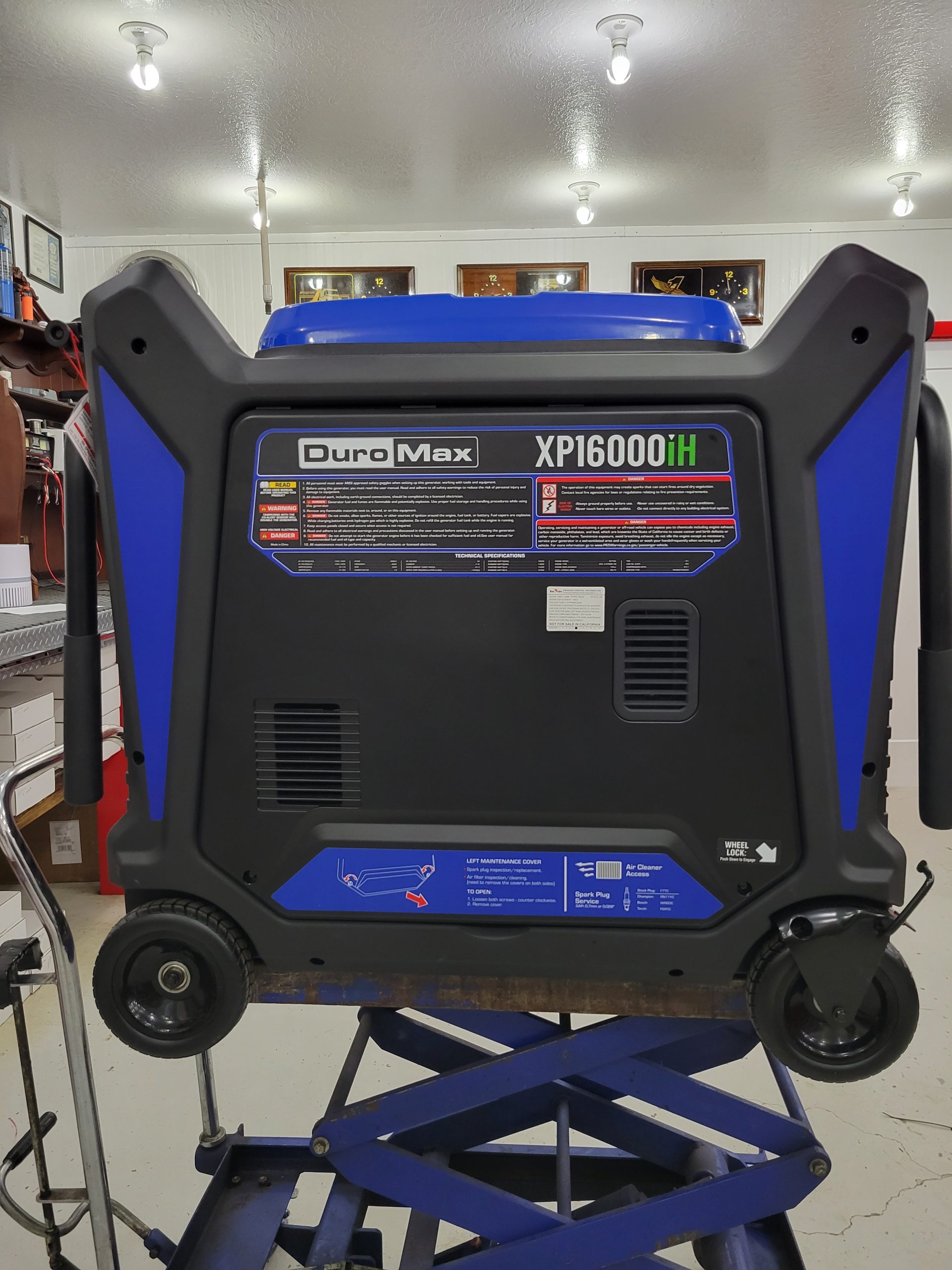 DuroMax XP16000iH Extended Run Time Fuel Kit with fuel pump.