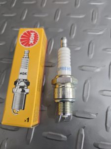 NGK BPR6HS